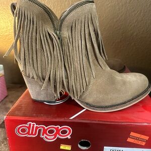 Dingo Women's Suede Fringe Ankle Boots